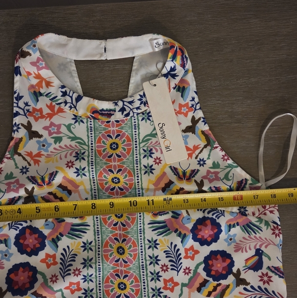 Sunny Girl Australia Colorful Print Sleeveless Top NWT Medium Vacation Resort - Picture 15 of 16